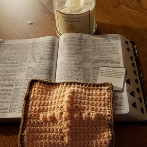 Crochet Peach and Brown Prayer Cloth