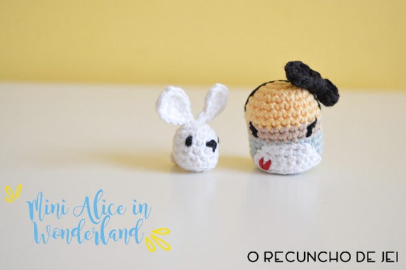 amigurumi alicia en el pais de las maravillas