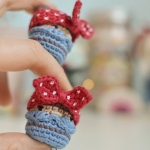 SPANISH/ENGLISH Pattern Mini Rosie the Riveter amigurumi Mini Rosie the Riveter Mini amigurumi pattern pattern for beginners image 6