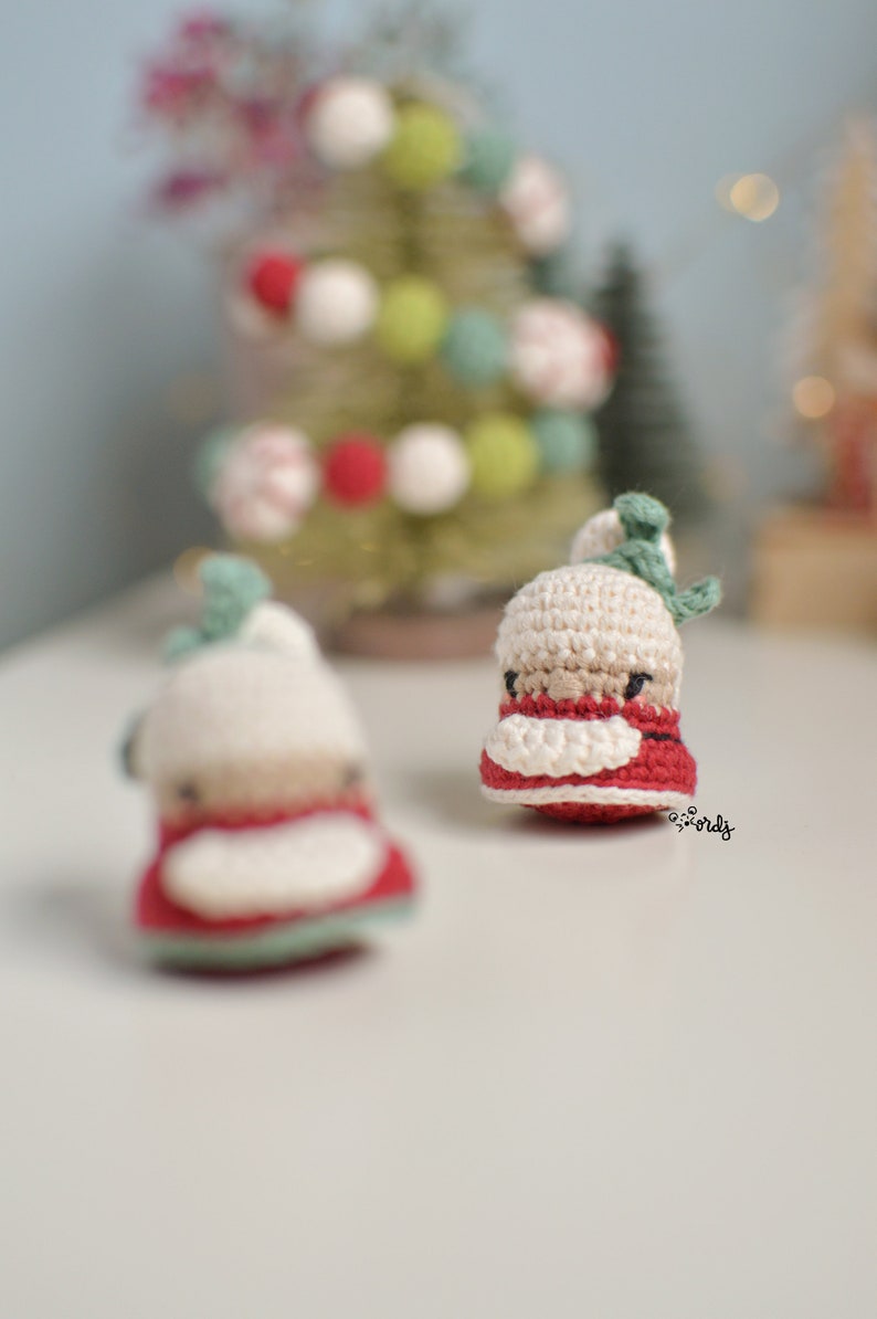Combo of 3 SPANISH/ENGLISH patterns Mini Mama Noel, Mini gift and Mini Rudolf, mini Christmas amigurumis, knitting guide for beginners image 7