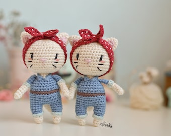 SPANISH/ENGLISH pattern amigurumi cat from Rosie the Riveter | Rosie the riveter cat | mini gift cat pattern | easy pattern