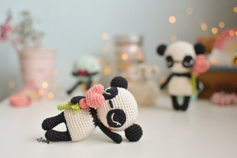 SPANISH/ENGLISH pattern of amigurumi panda bear with bamboo and heart balloon amigurumi pattern intermediate level valentine pattern image 8