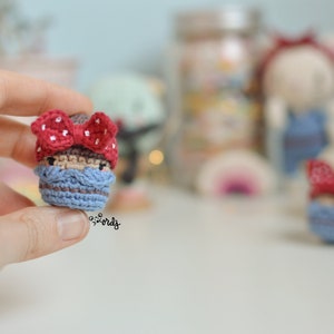 SPANISH/ENGLISH Pattern Mini Rosie the Riveter amigurumi Mini Rosie the Riveter Mini amigurumi pattern pattern for beginners image 1