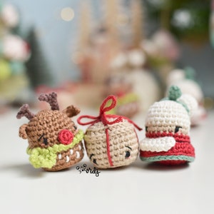 Combo of 3 SPANISH/ENGLISH patterns Mini Mama Noel, Mini gift and Mini Rudolf, mini Christmas amigurumis, knitting guide for beginners image 1