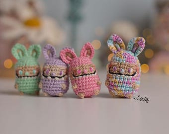 Patrón ESPAÑOL/INGLÉS para hacer un mini Monstruo gracioso amigurumi |conejo sonriente amigurumi |mini amigurumi| patrón para principiantes