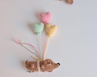 Patrón ESPAÑOL/INGLÉS mini perro salchicha amigurumi | perro salchicha amigurumi| mini amigurumis | nivel principiante