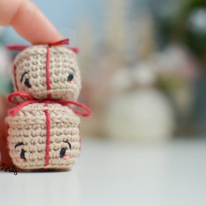 Combo of 3 SPANISH/ENGLISH patterns Mini Mama Noel, Mini gift and Mini Rudolf, mini Christmas amigurumis, knitting guide for beginners image 9