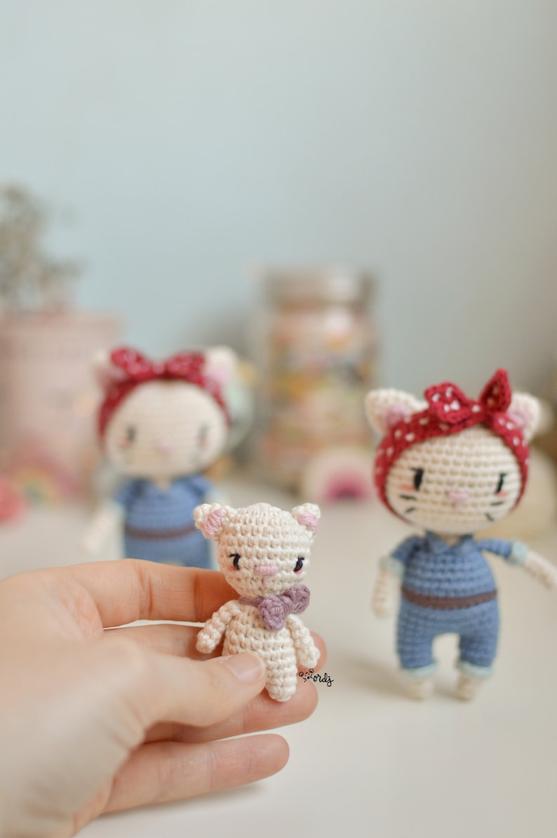 SPANISH/ENGLISH pattern amigurumi cat from Rosie the Riveter Rosie the riveter cat mini gift cat pattern easy pattern image 5