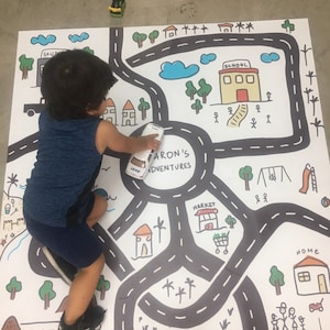 Personalized Car Play Mat for toddlers / Road Adventure Mat / Unique name illustration, ideal gift for birthdays. image 3