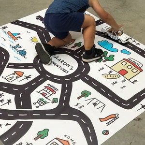 Personalized Car Play Mat for toddlers / Road Adventure Mat / Unique name illustration, ideal gift for birthdays. image 2