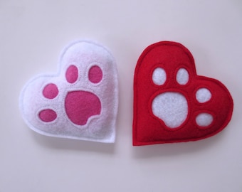 Felt Catnip Heart Toy: Handmade Cat Gift with Paw Print