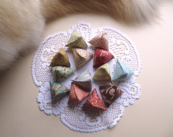 Cat toys Catnip Ball Set : handmade cat toy