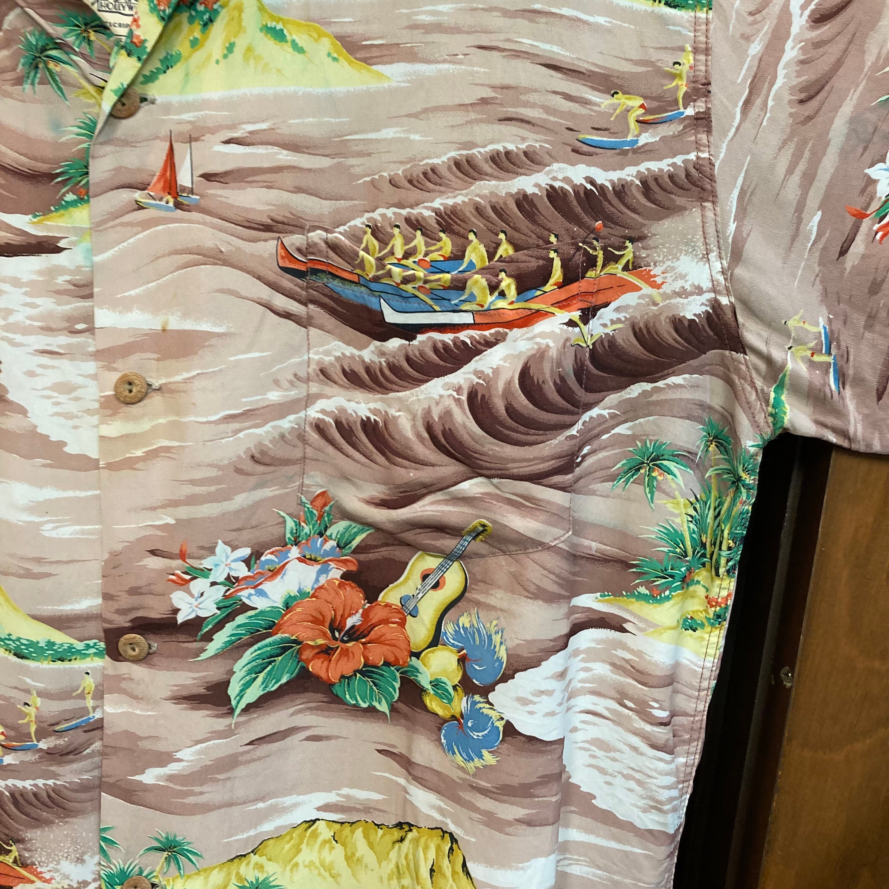 Vintage 1950's Size XXL Tropical Surfer Ukelele Tiki Rayon