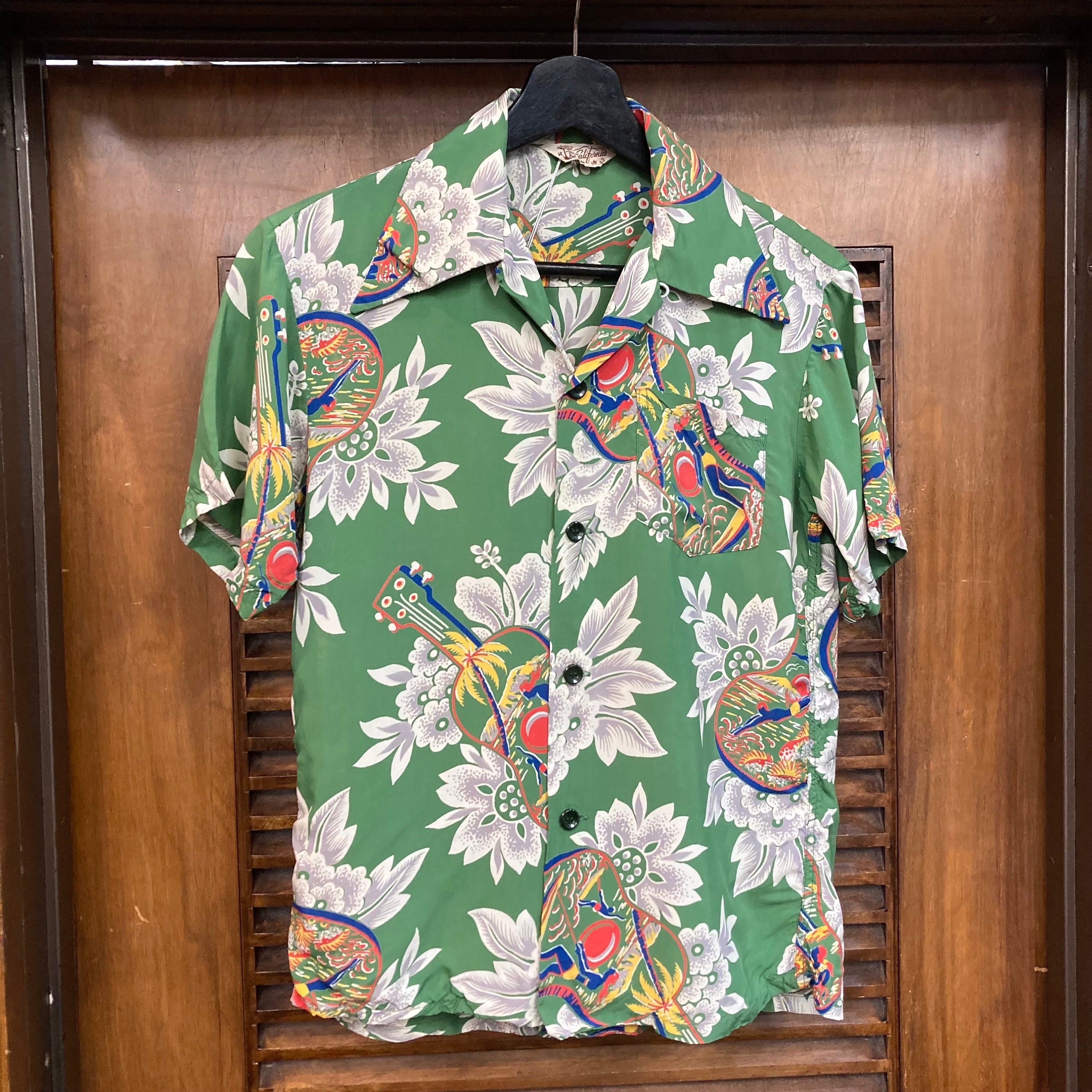Vintage 1940's Original Ukelele Diver Floral Silky Rayon Vintage 1940's Original Ukelele Diver Floral Silky Rayon