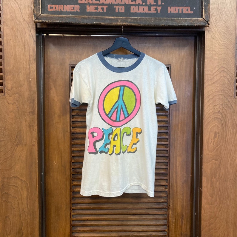 Vintage 1970s Woodstock Peace Hippie Neon Colors Ringer Original Cotton T-Shirt, 70s Tee Shirt, Vintage Clothing image 2