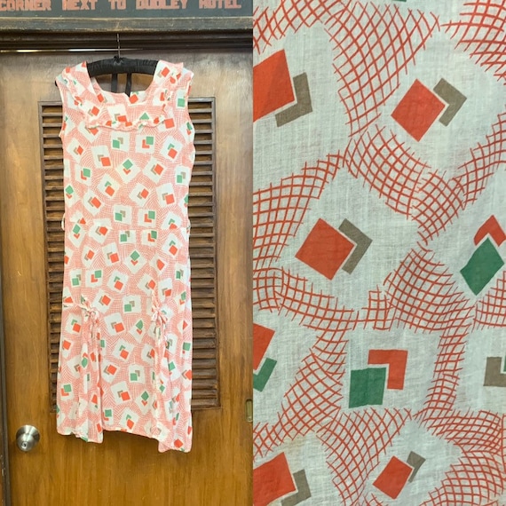 Vintage 1930's Red & Green Atomic Box Print White