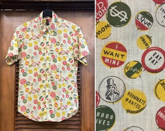 Vintage 1960’s Mod Pop Art Pinback Counter Culture Shirt Top, 60’s Mod Shirt, Vintage Pins, Vintage Pop Art Shirt, Vintage Clothing