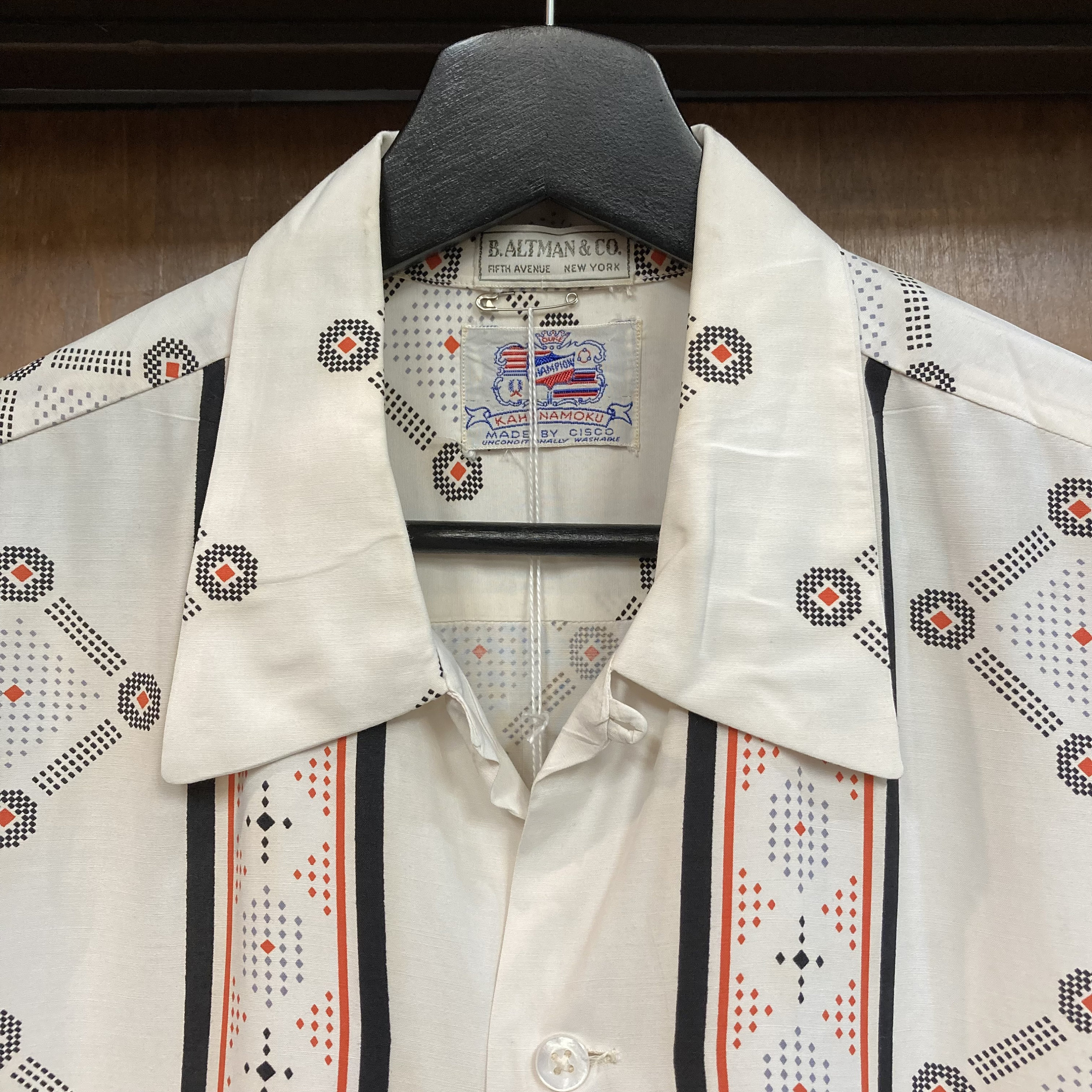 Vintage 1950's Size L “duke Kahanamoku” Atomic Rayon Vintage 1950's Size L “duke Kahanamoku” Atomic Rayon