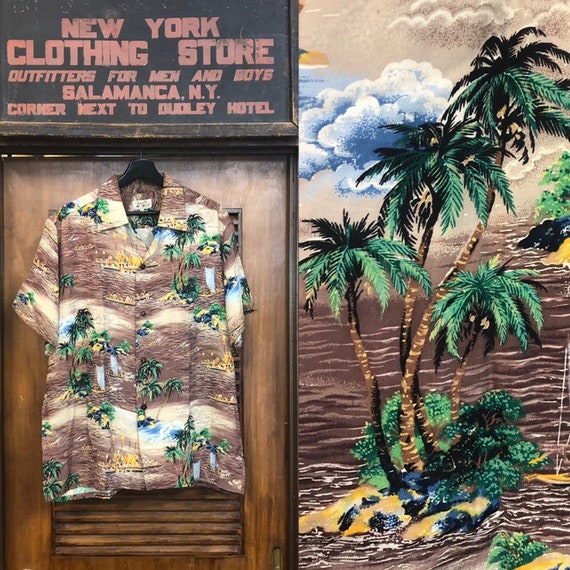 Vintage 1950’s Tropical Pattern Crepe Hawaiian Shi