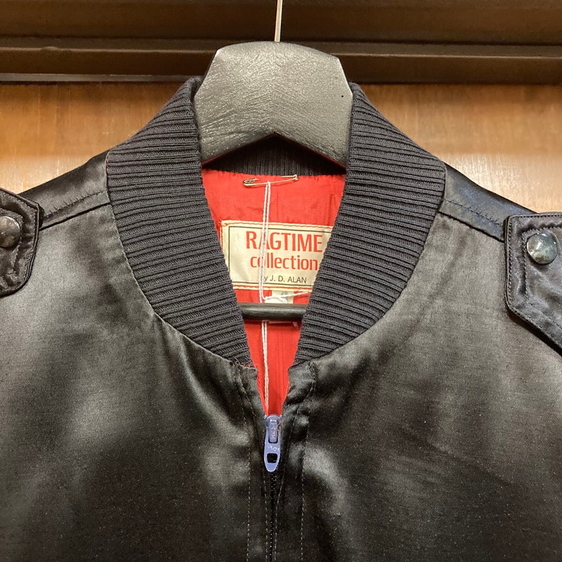80\u2019s Jacket 80\u2019s Embroidery Vintage 1980\u2019s \u201cPink Flamingo\u201d Black Satin Bomber Jacket 80\u2019s New Wave 80\u2019s Bomber Vintage Clothing