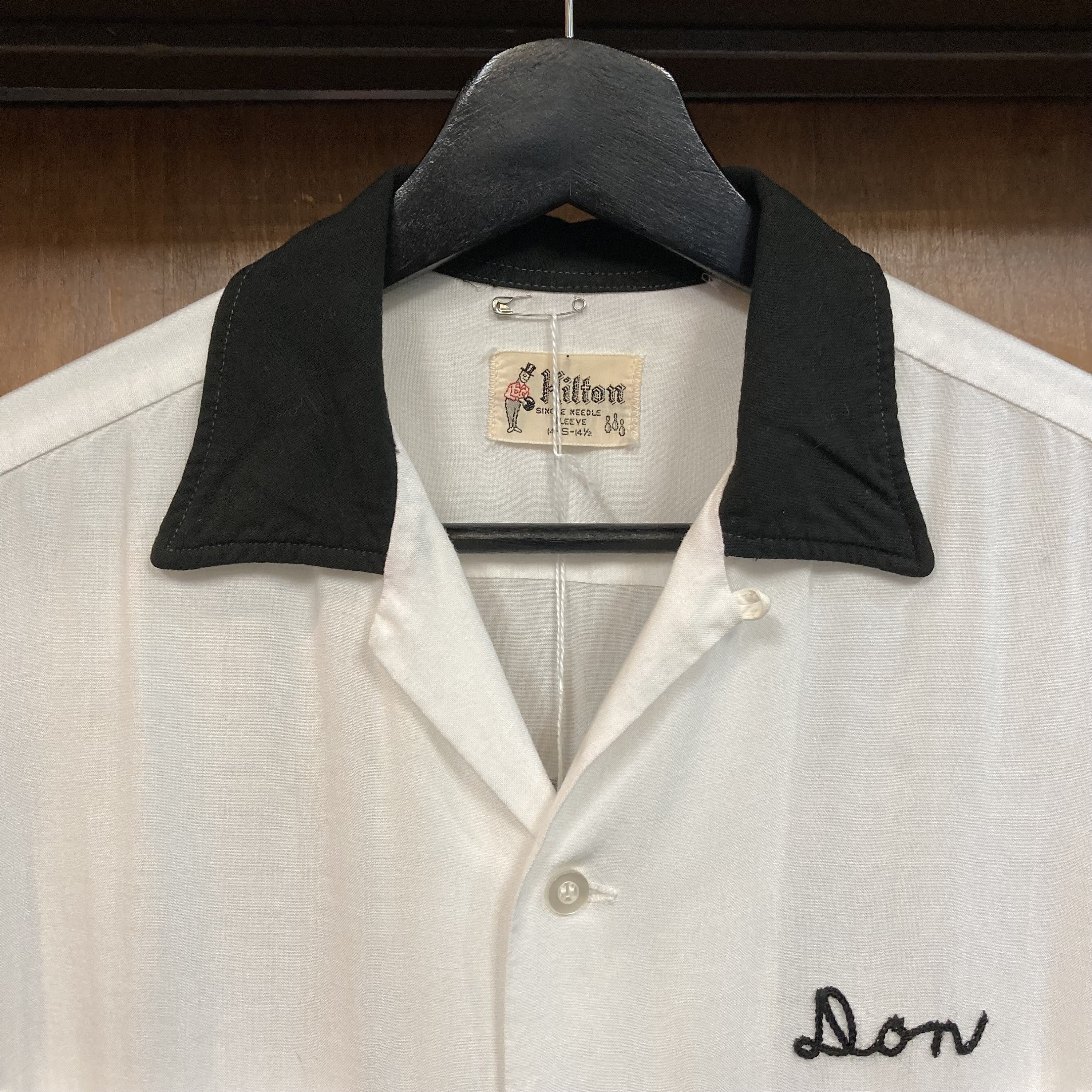 Vintage 1950's Hilton “don's Shop” Pharmacy Rayon Flocked
