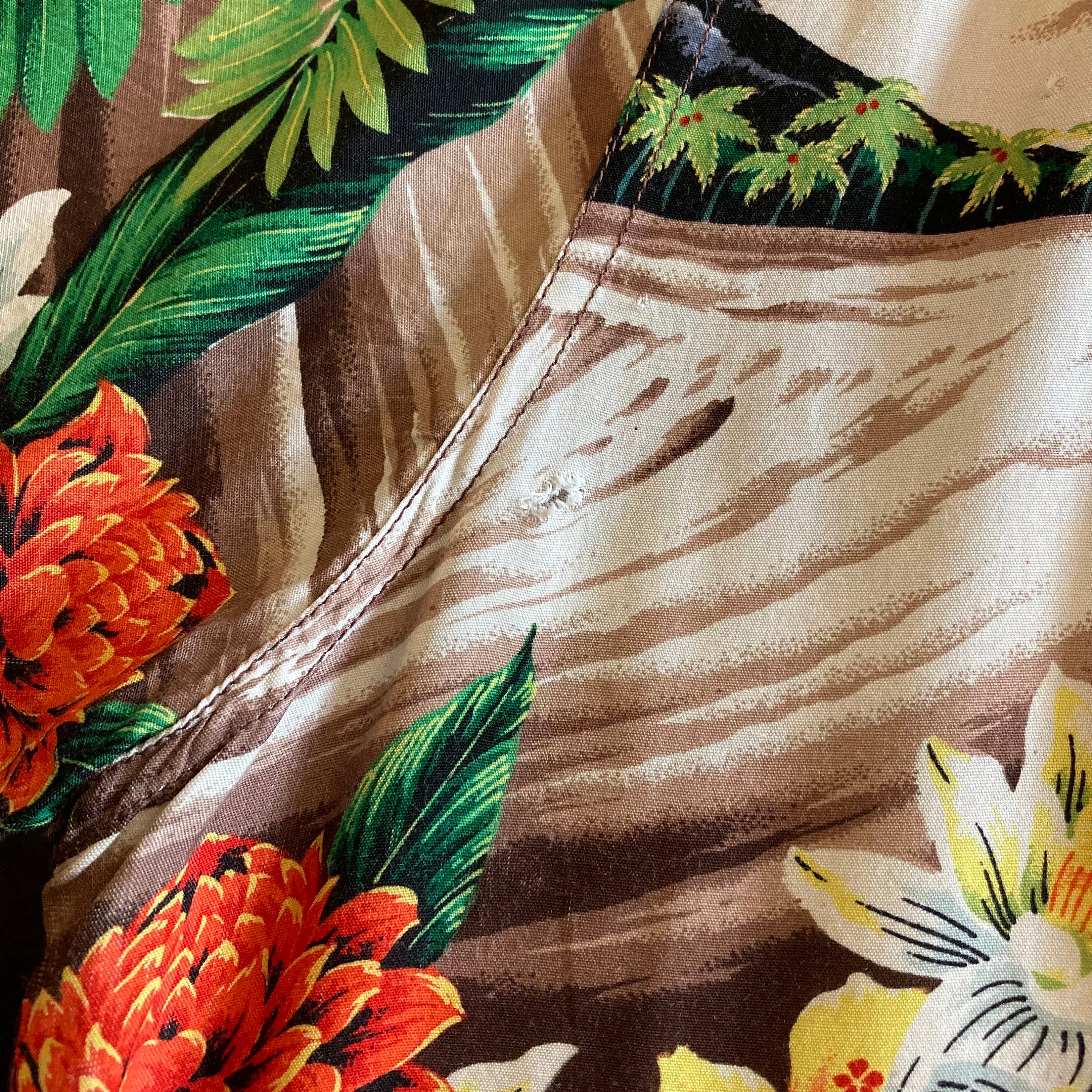 Vintage 1950's Size XXL “surfriders” Rayon Tropical Island