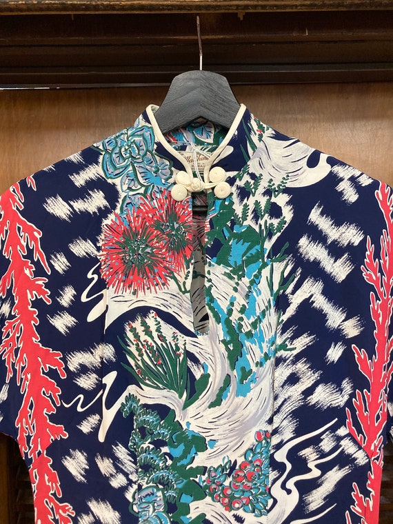 Vintage 1940’s “Malihini” Amazing Vertical Rayon … - image 3