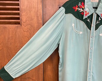 Vintage 1950's Size L/XL Two-tone Green Rayon Gabardine