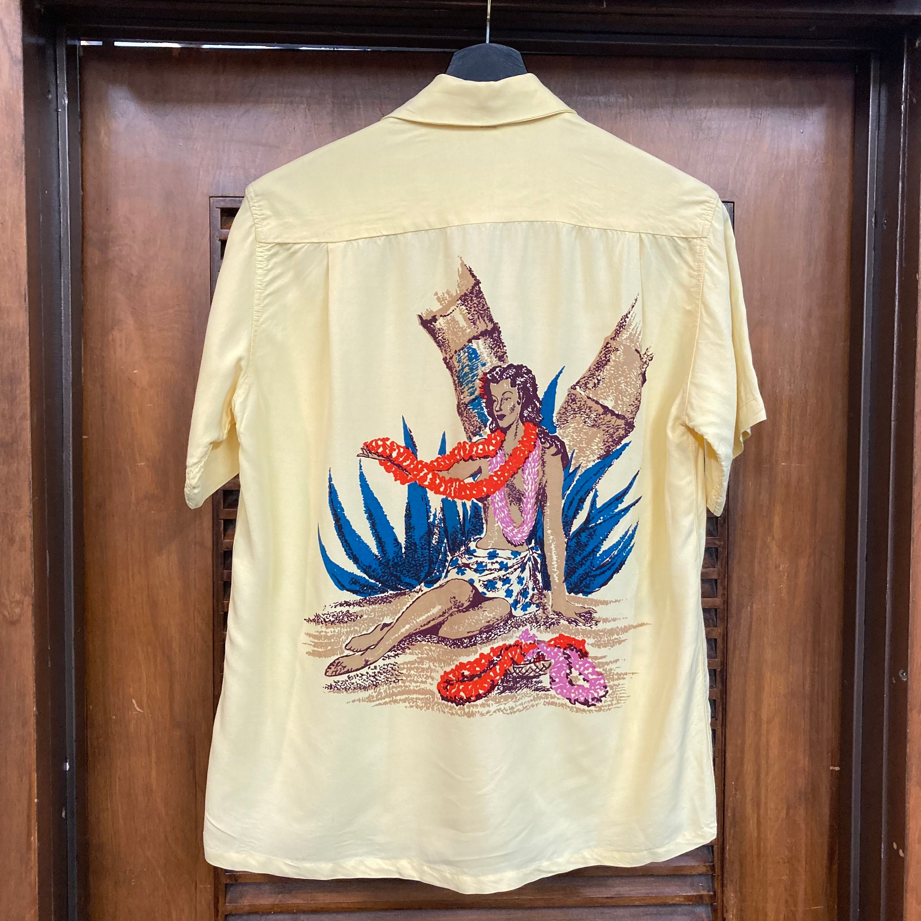 Vintage 1940's Original “art Vogue” Hula Girl Back Panel Vintage 1940's Original “art Vogue” Hula Girl Back Panel