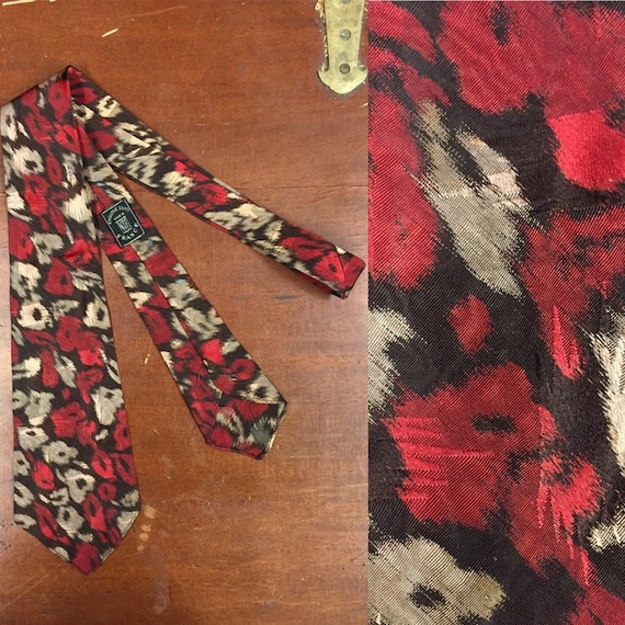 Vintage 1930’s, Silk, Floral Brush Stroke Design S