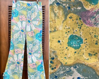 Vintage 1960er w30er Florale Mid Batik Sommer Batik Art Flare Hose, 60er Vintage Kleidung