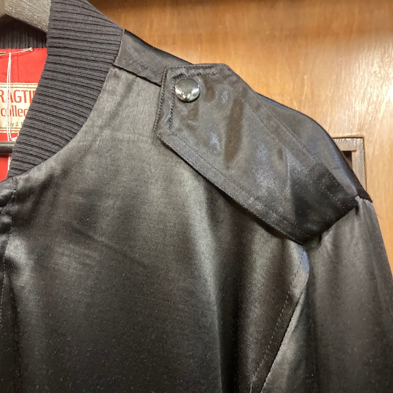 80\u2019s Jacket 80\u2019s Embroidery Vintage 1980\u2019s \u201cPink Flamingo\u201d Black Satin Bomber Jacket 80\u2019s New Wave 80\u2019s Bomber Vintage Clothing
