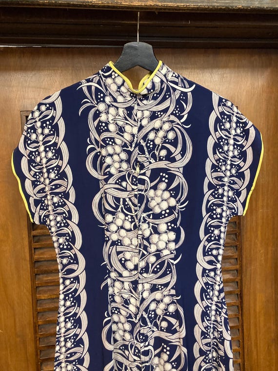 Vintage 1940’s Original Vertical Floral Rayon Pak… - image 8