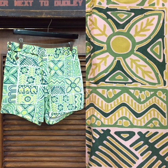Vintage 1940’s Hawaiian Print Shorts w30, Vintage