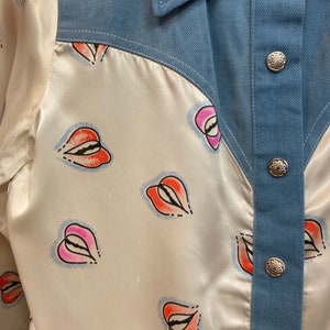 Vintage 1960s Hot Lips Mod Glam Rock Denim Cropped Jacket, 60s Denim Jacket, Vintage Pop Art, Vintage Clothing image 7