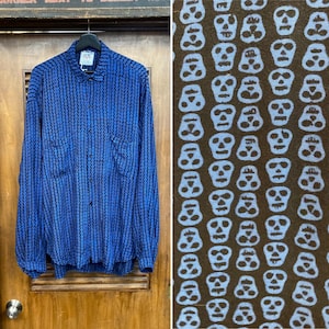 Chemise club en rayonne à manches longues et tête de mort gothique New Wave des années 1980, vintage des années 1980, chemise des années 1980