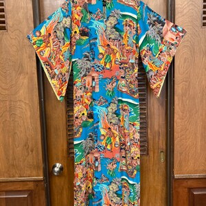 Vintage 1950s Iolani Eugene Savage Pake Muu Batwing Hawaiian Dress, Vintage Pake Muu, 1950s Hawaiian Dress, Tiki Dress, Batwing Sleeve image 2