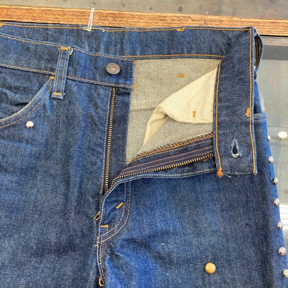 Vintage 70s Levi's Orange Tab Flare Jeans - Bell Bottom Denim - Medium –  The Only Vintage