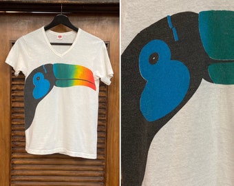 Vintage 1970’s Artwork Toucan Cotton V-Neck Nature T-Shirt, 70’s Tee Shirt, Vintage Clothing