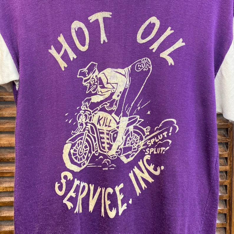 Vintage 1960s Original Hot Oil Service Motorcycle Durene Flocked Jersey T-Shirt, Skull, 60s Tee Shirt, Vintage Clothing image 6