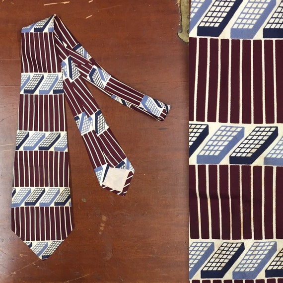 Vintage 1940s, Geometric Design Swing Tie, 1940s T