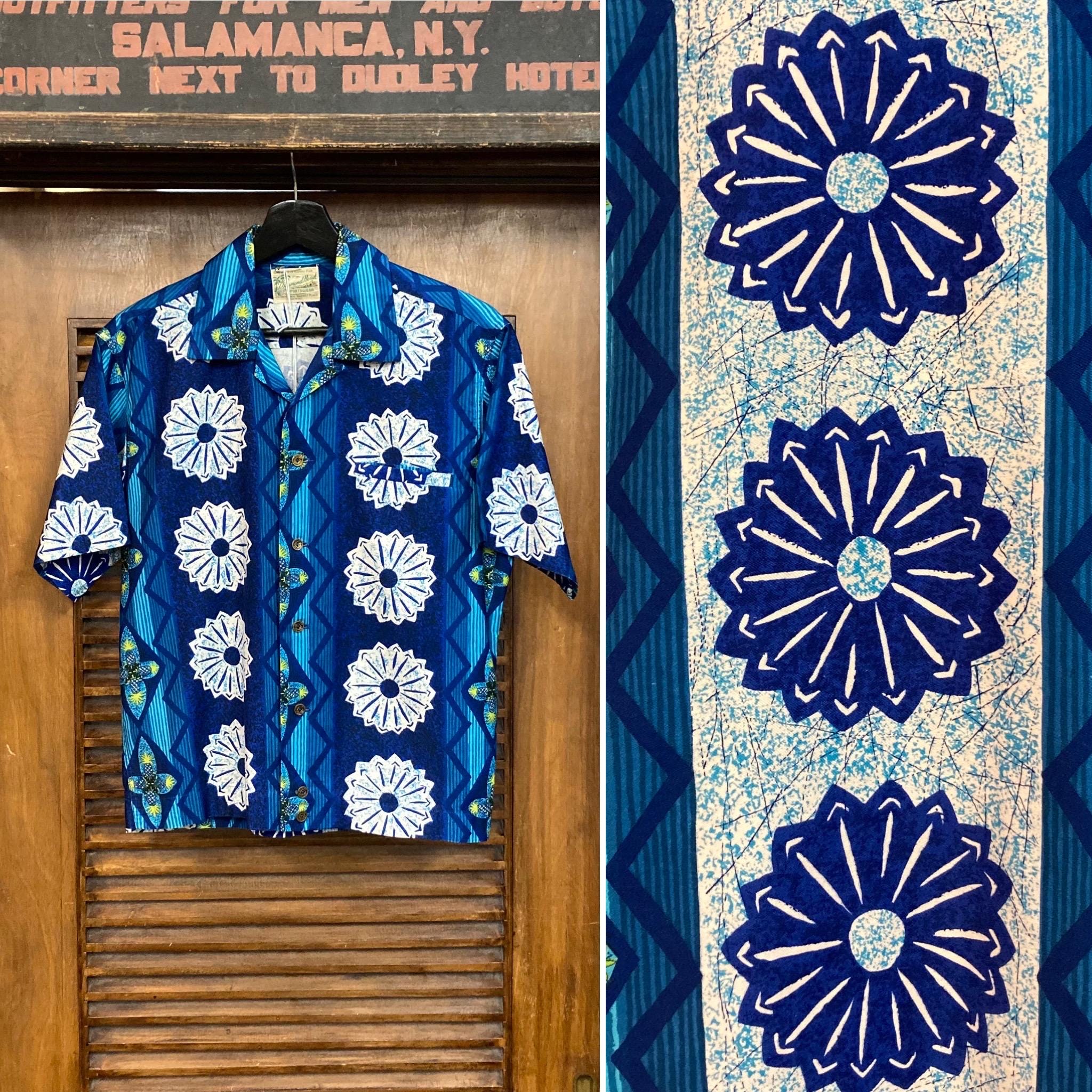 Vintage 1960’s Cotton Vertical Tiki Mod Hawaiian Shirt-Jac Shirt, Loop Collar, Side Tab Detail, 60’s Vintage Clothing