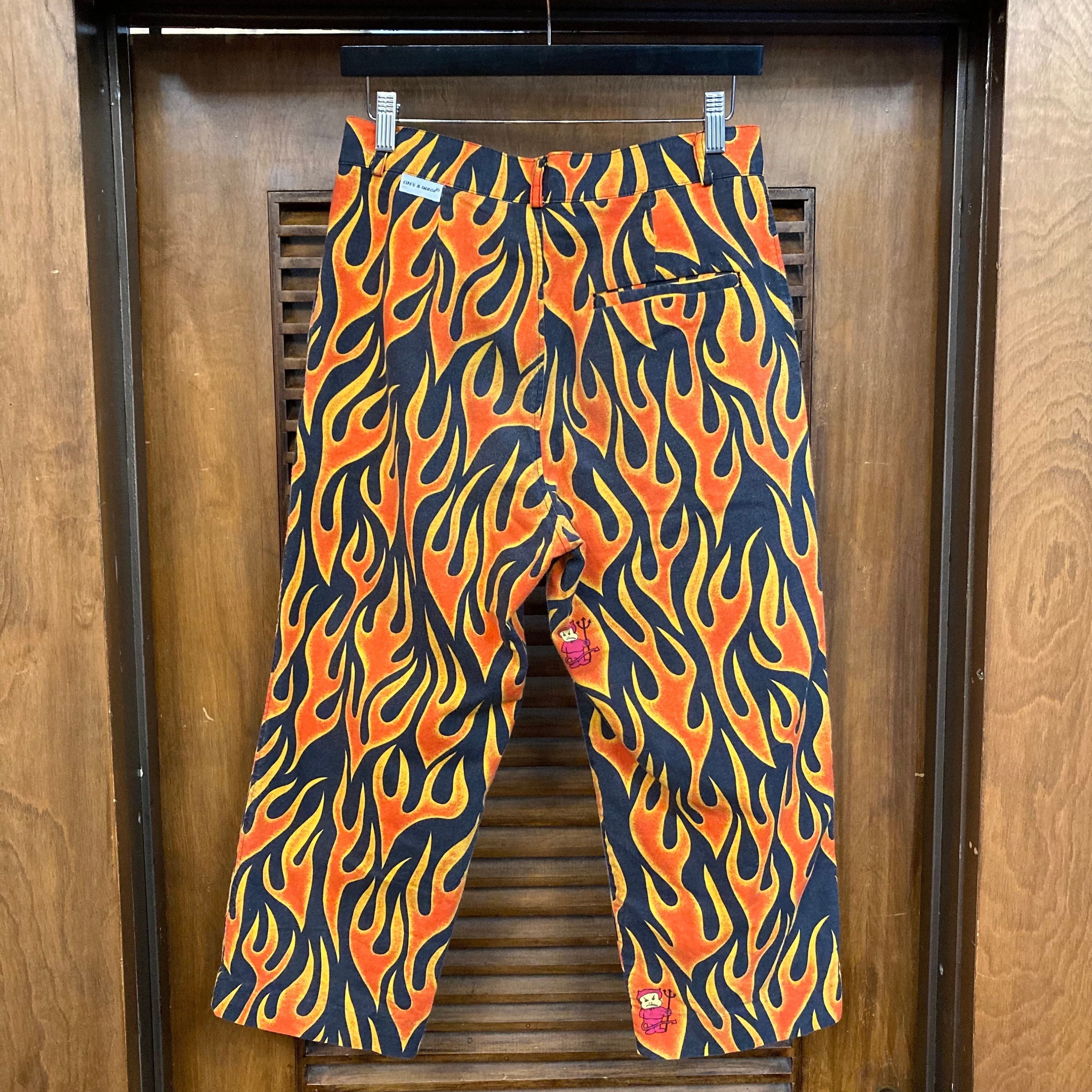 1980's W30 “life's A Beach” Lab Fire Flames Devil Cotton New 1980's W30 “life's A Beach” Lab Fire Flames Devil Cotton New