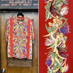 Vintage 1940’s Size L “Kamehameha” Vertical Floral Border Pattern Rayon Hawaiian Shirt, 40’s Loop Collar, Vintage Clothing