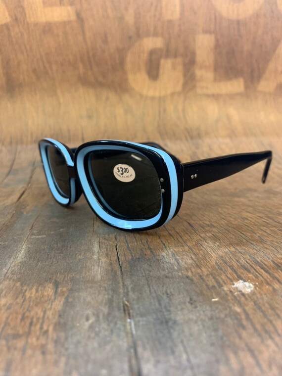 Vintage 1960's Black & Blue Square Frame Mod Sungl