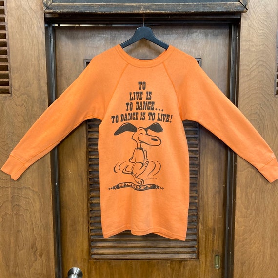 Vintage 1960s Snoopy mayo Spruce Peanuts Pop Art Cotton Sweatshirt, Long Style, Original, 60s Vintage Clothing - Etsy Vintage 1960s Snoopy mayo Spruce Peanuts Pop Art Cotton Sweatshirt, Long Style, Original, 60s Vintage Clothing - Etsy