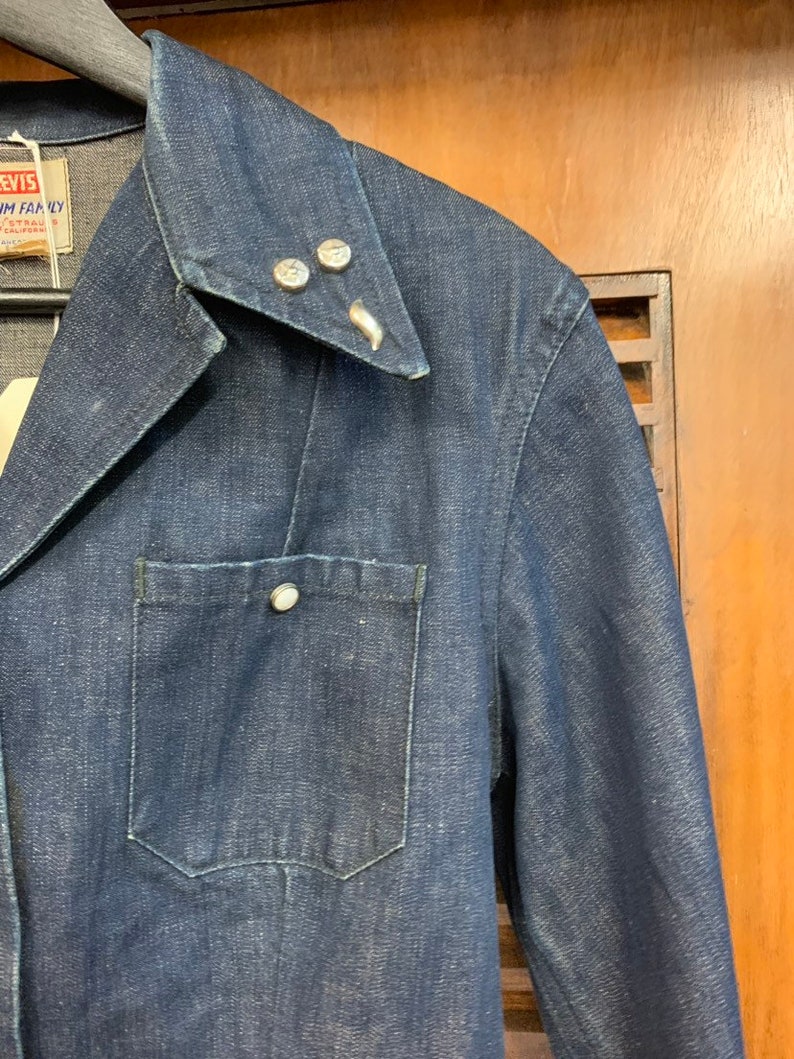Vintage 1950's Levi's Studded Denim Shirt Jacket, Vintage Workwear, Vintage Levi's, Vintage Levi's Jacket, Vintage Denim, Vintage 1950's image 4