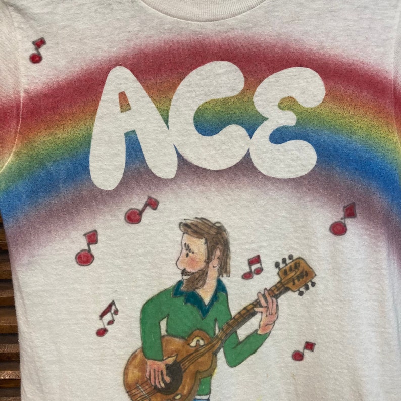 Vintage 1970s Original Artwork Ace Guitar Player Musician T-Shirt, Rainbow, Hippie, Mod, 70s Vintage Clothing image 6