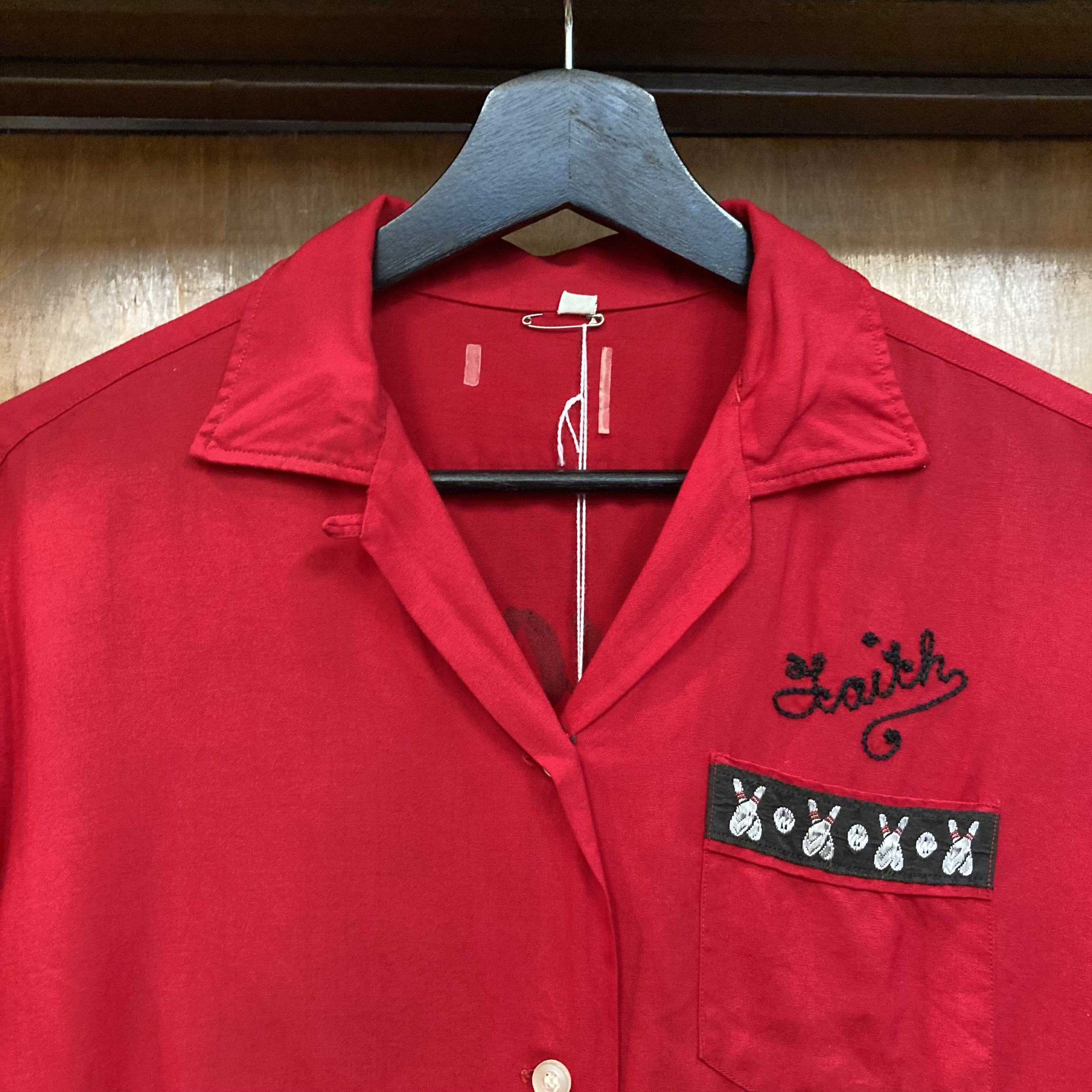 Vintage 1950s Rayon Flocked Print Rockabilly Bowling Shirt Blouse, 50s Club Shirt, Vintage Shirt, Vintage Bowl, Vintage Clothing - Etsy Vintage 1950s Rayon Flocked Print Rockabilly Bowling Shirt Blouse, 50s Club Shirt, Vintage Shirt, Vintage Bowl, Vintage Clothing - Etsy