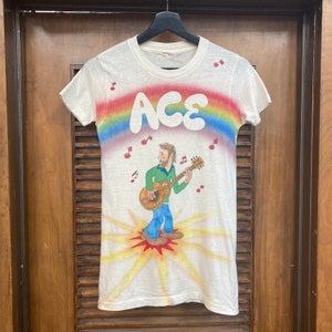 Vintage 1970s Original Artwork Ace Guitar Player Musician T-Shirt, Rainbow, Hippie, Mod, 70s Vintage Clothing image 2
